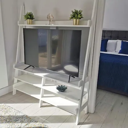 Moneylands Farm Self-catering *