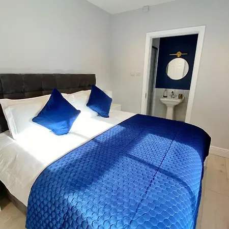 Moneylands Farm Self-catering アパート *