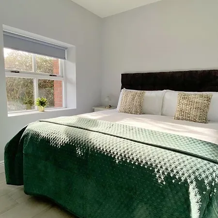 Moneylands Farm Self-catering