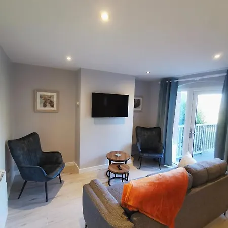 Moneylands Farm Self-catering *
