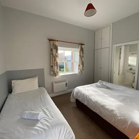 Moneylands Farm Self-catering