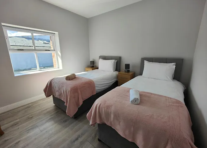 Moneylands Farm Self-catering *